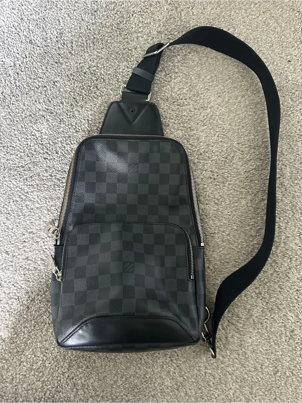 Louis Vuitton Damier Infini Avenue Slingbag – Onyx Black Leather (2019, SP1199)